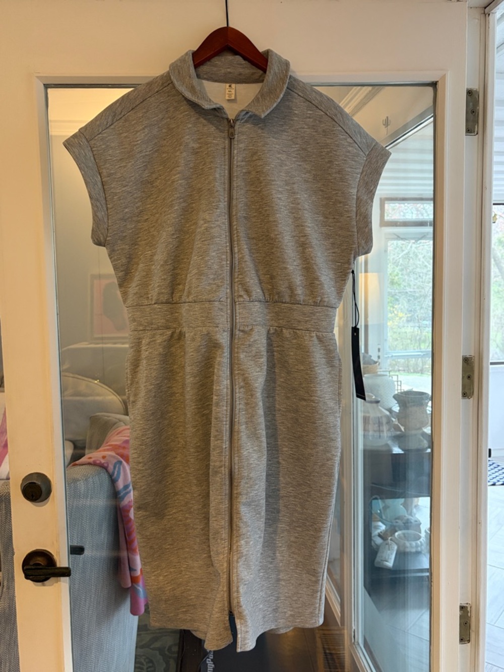 Kyoden Woman’s Grey Zip-Front Casual Dress large NWT